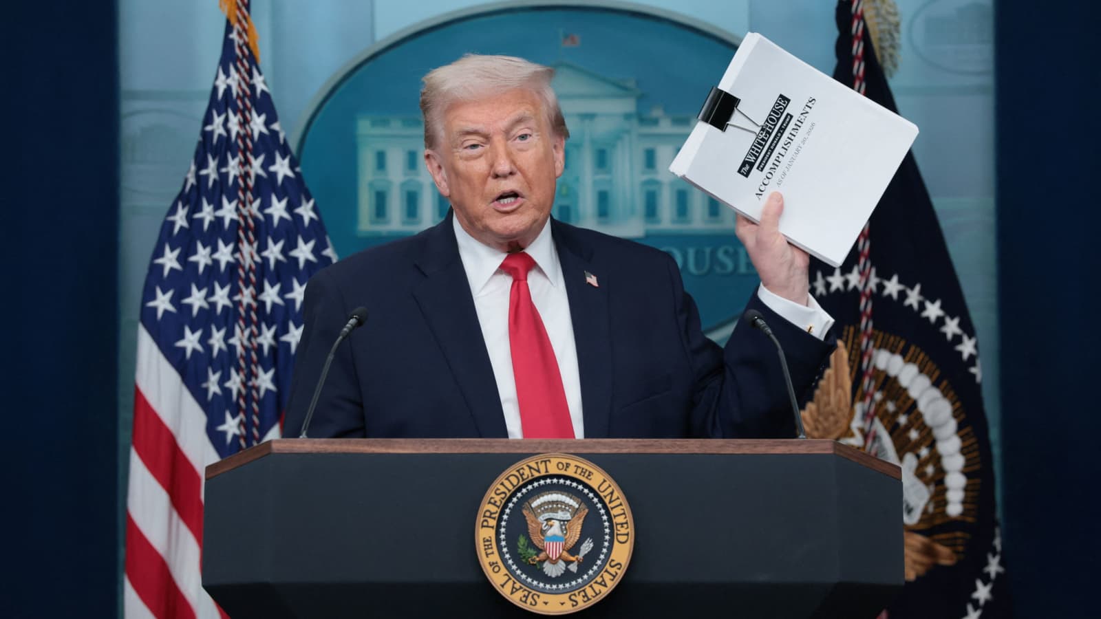 108254497 17689351552026 01 20t185124z 1287221342 rc265ja3bry2 rtrmadp 0 usa trump